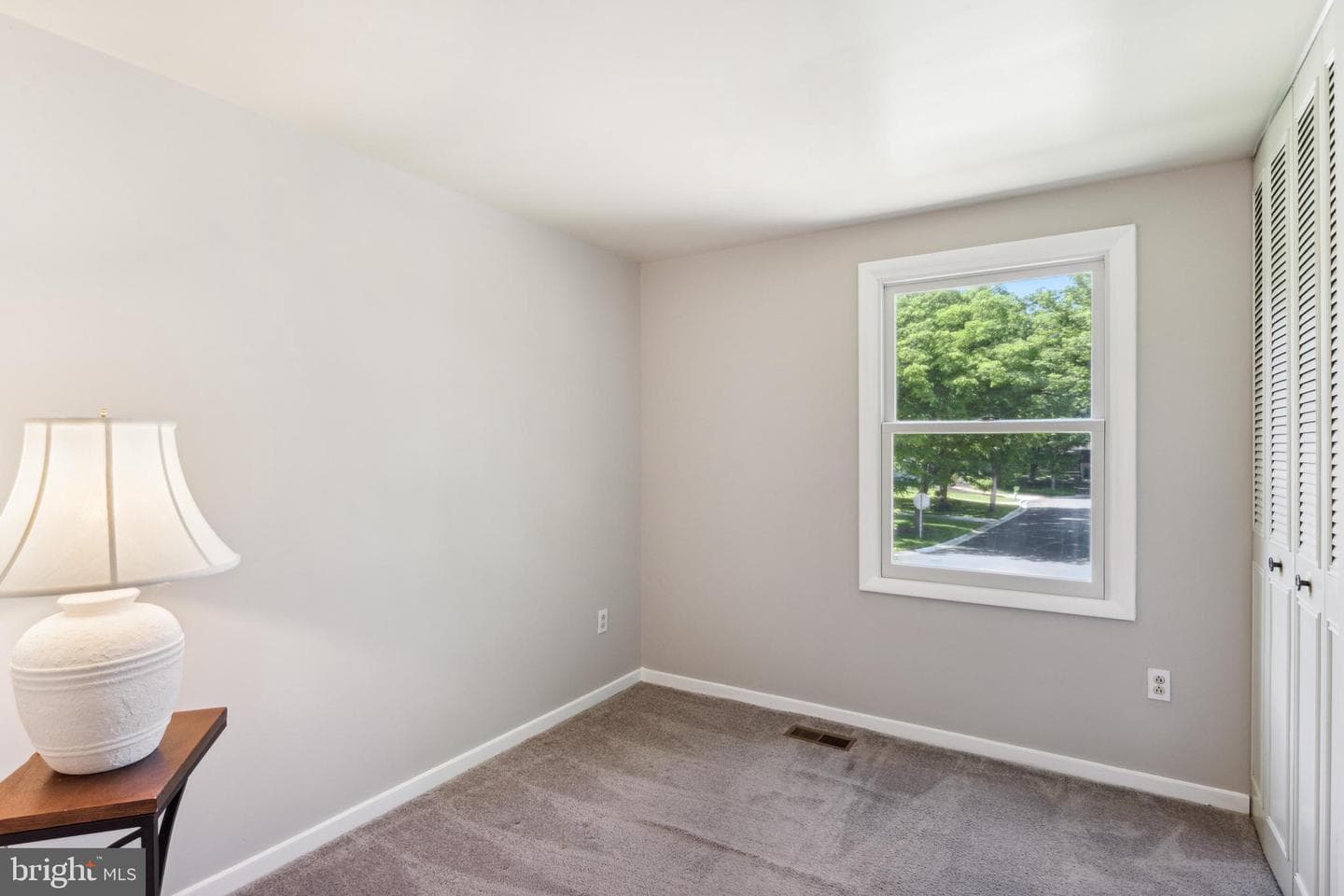 6401 Windharp Way photo 12