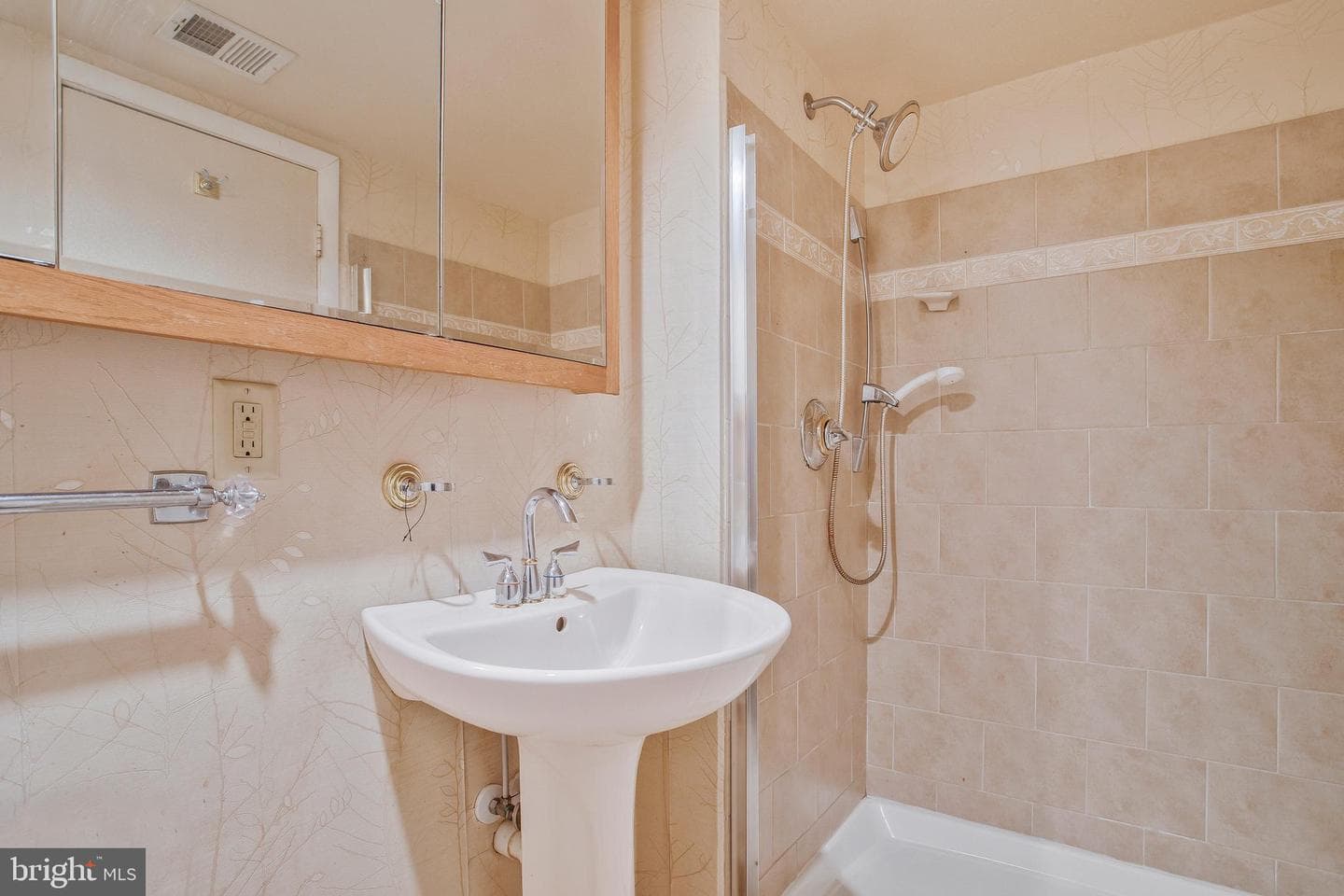 5022 Ten Mills Road photo 29