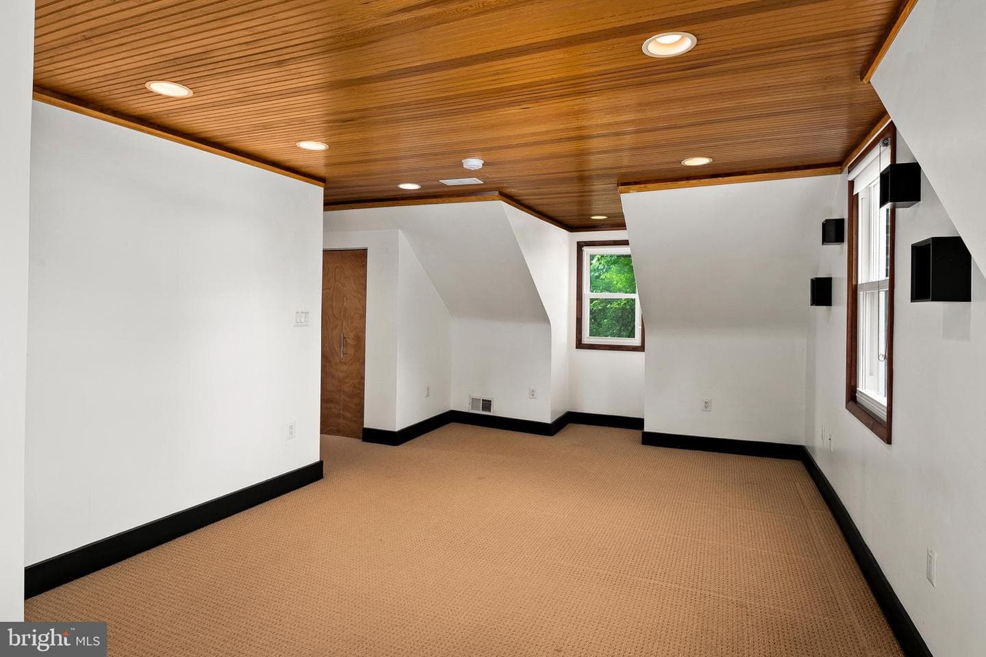 9071 Upton Road photo 28