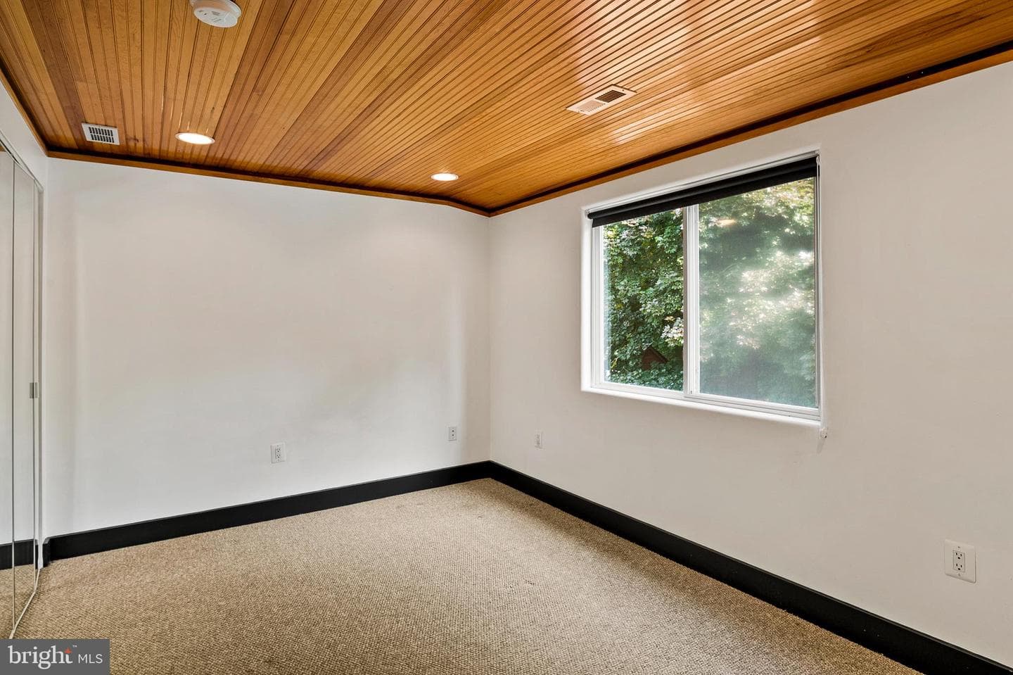 9071 Upton Road photo 32