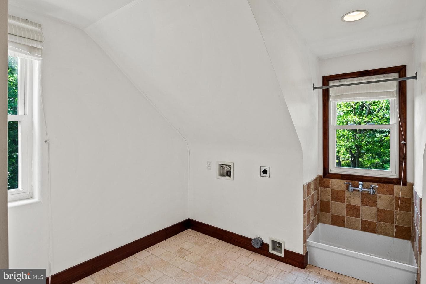 9071 Upton Road photo 34