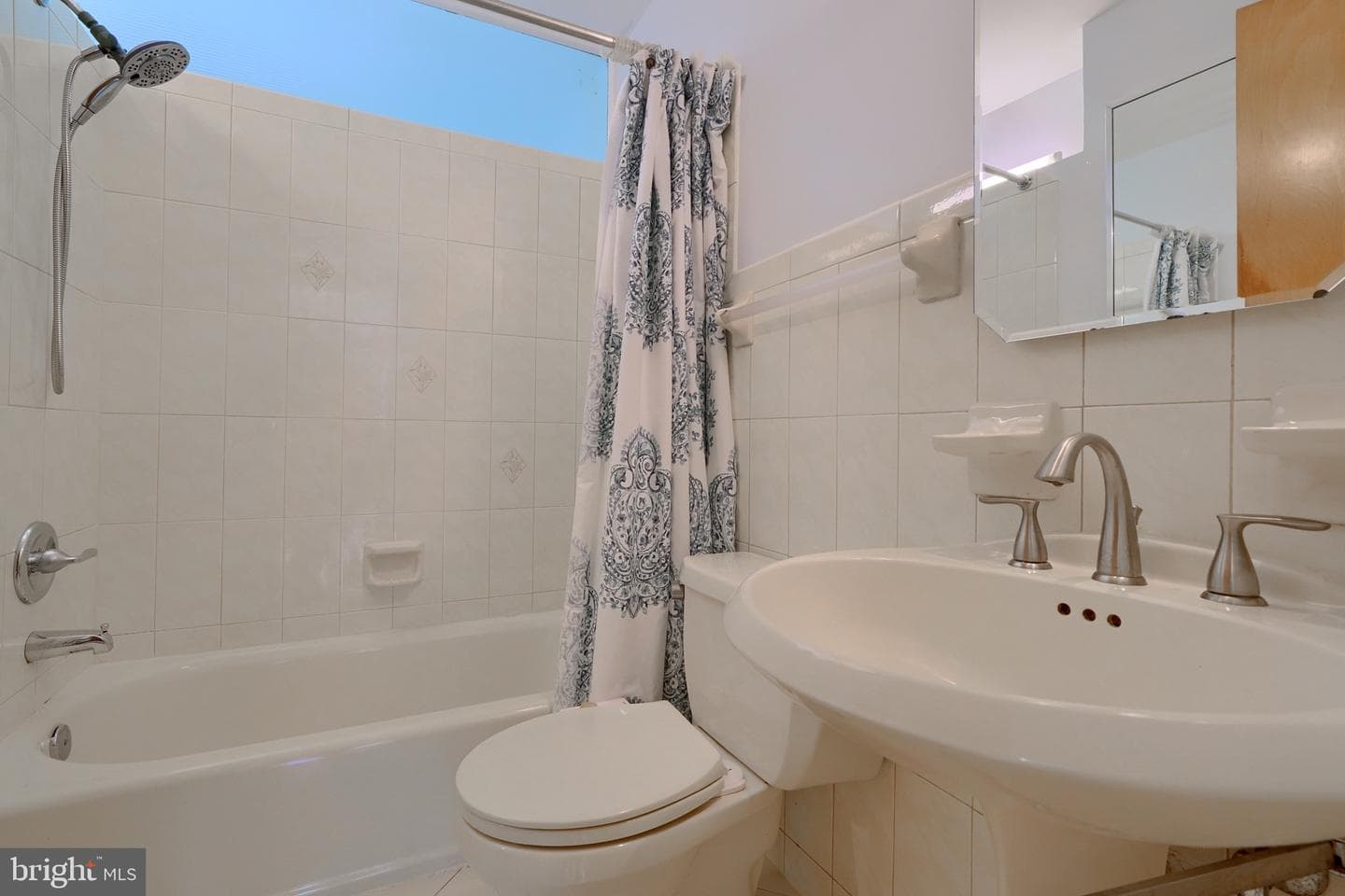 6529 Carlinda Avenue photo 25