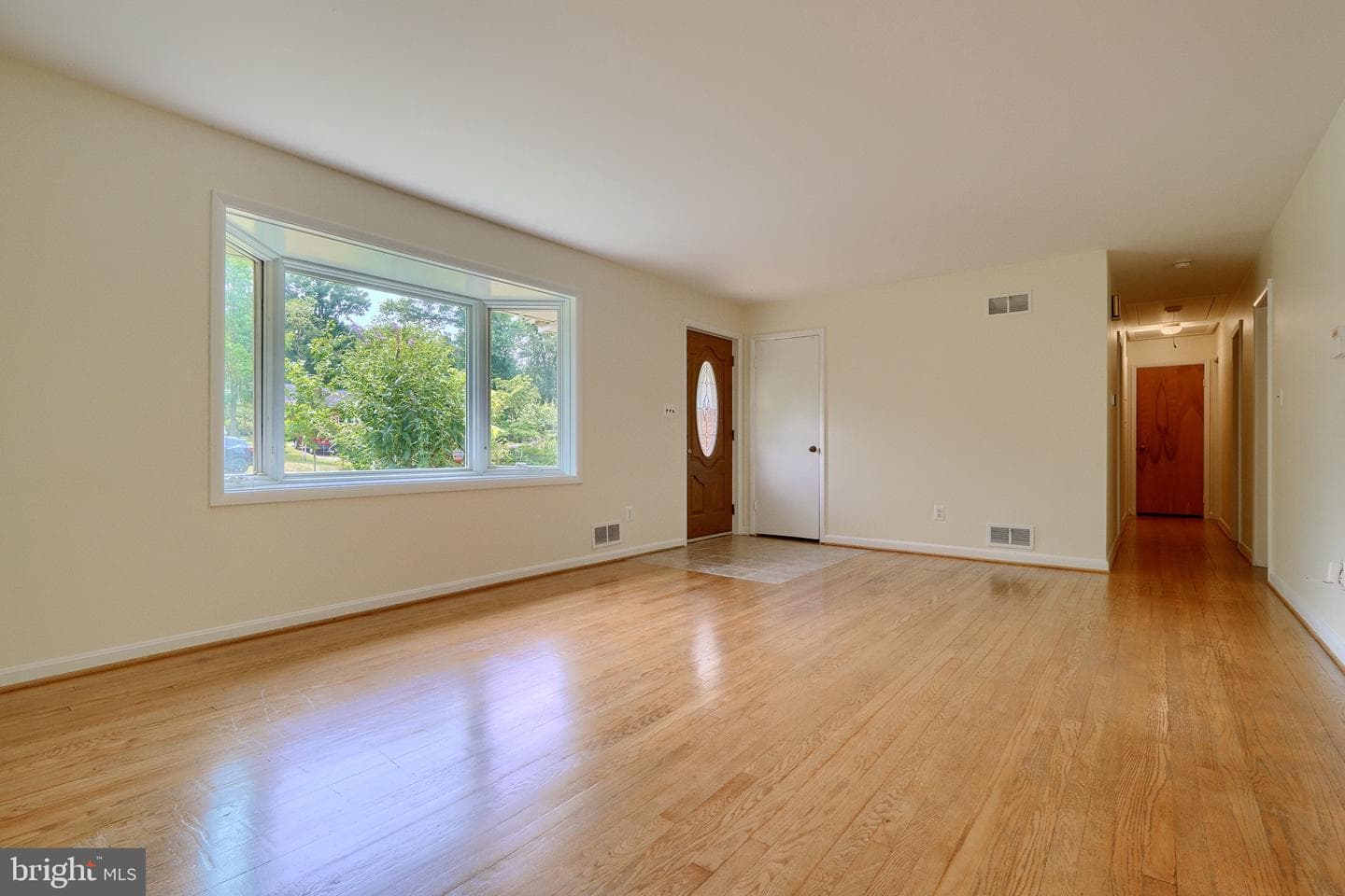 6529 Carlinda Avenue photo 7