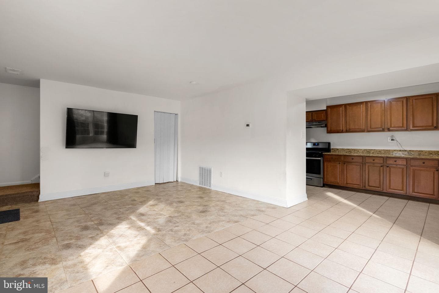9180 Hitching Post #f photo 6