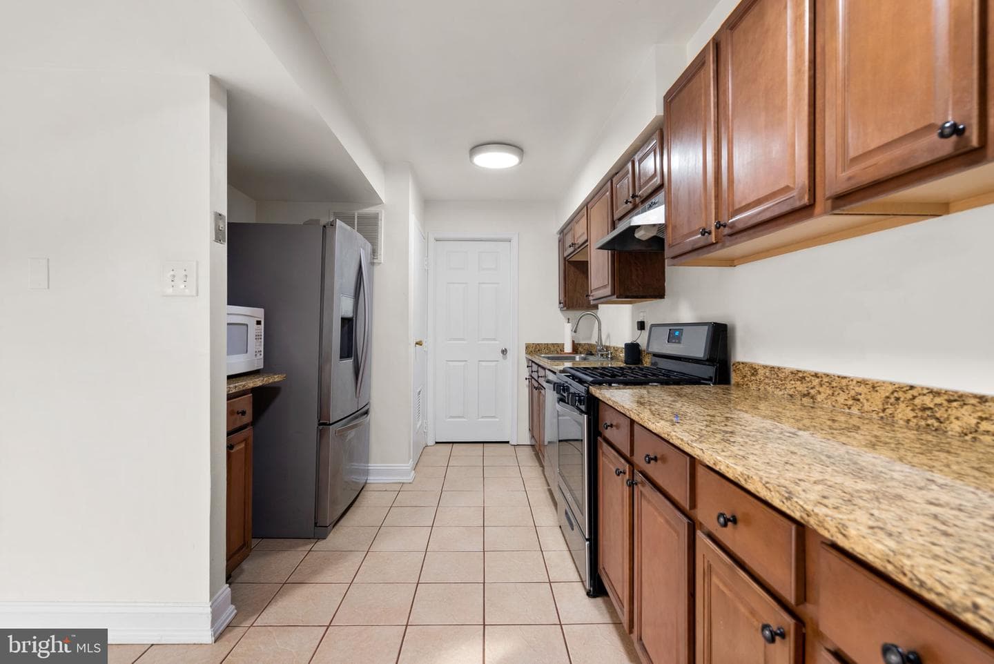 9180 Hitching Post #f photo 8