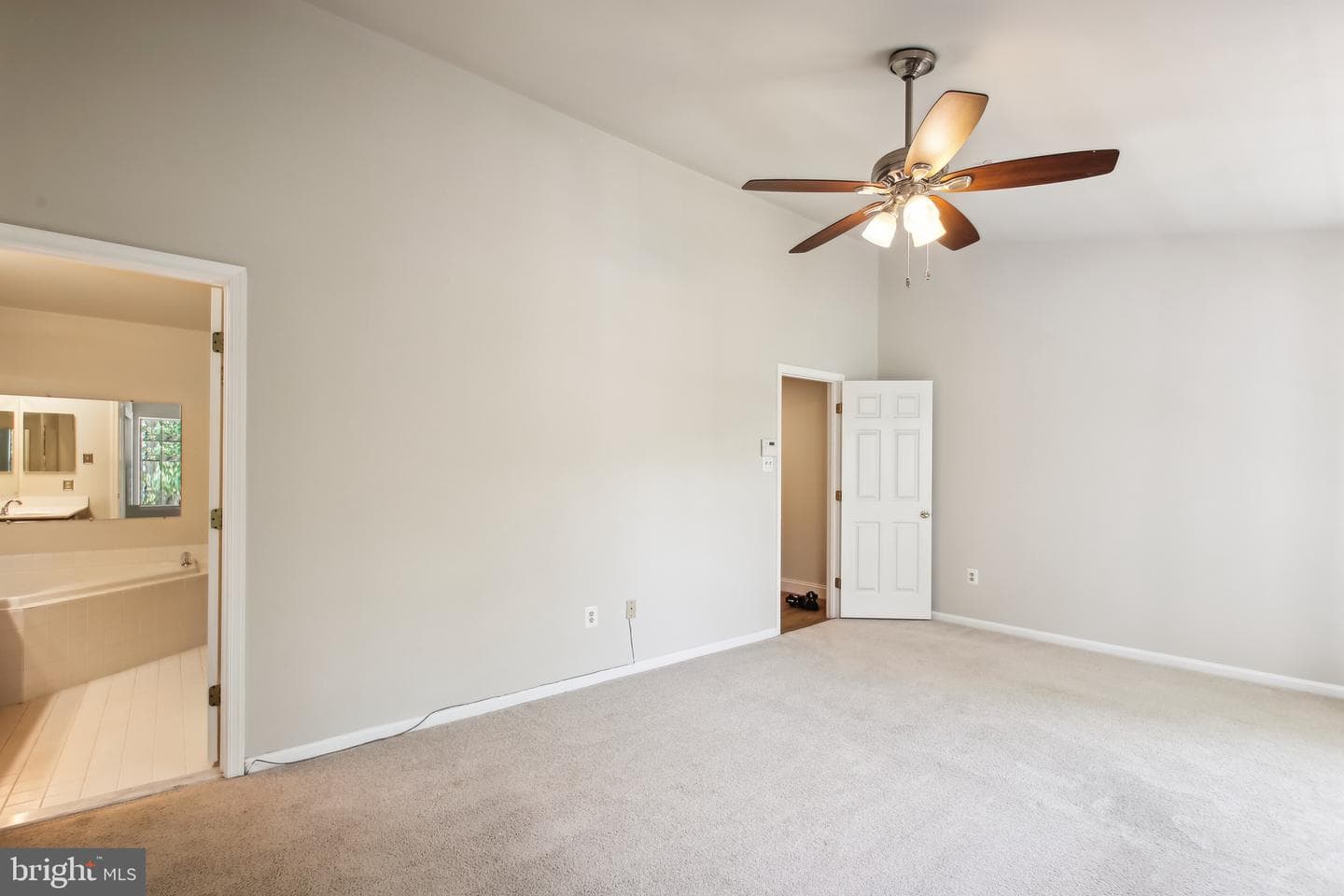 12204 Sleepy Horse Lane photo 29
