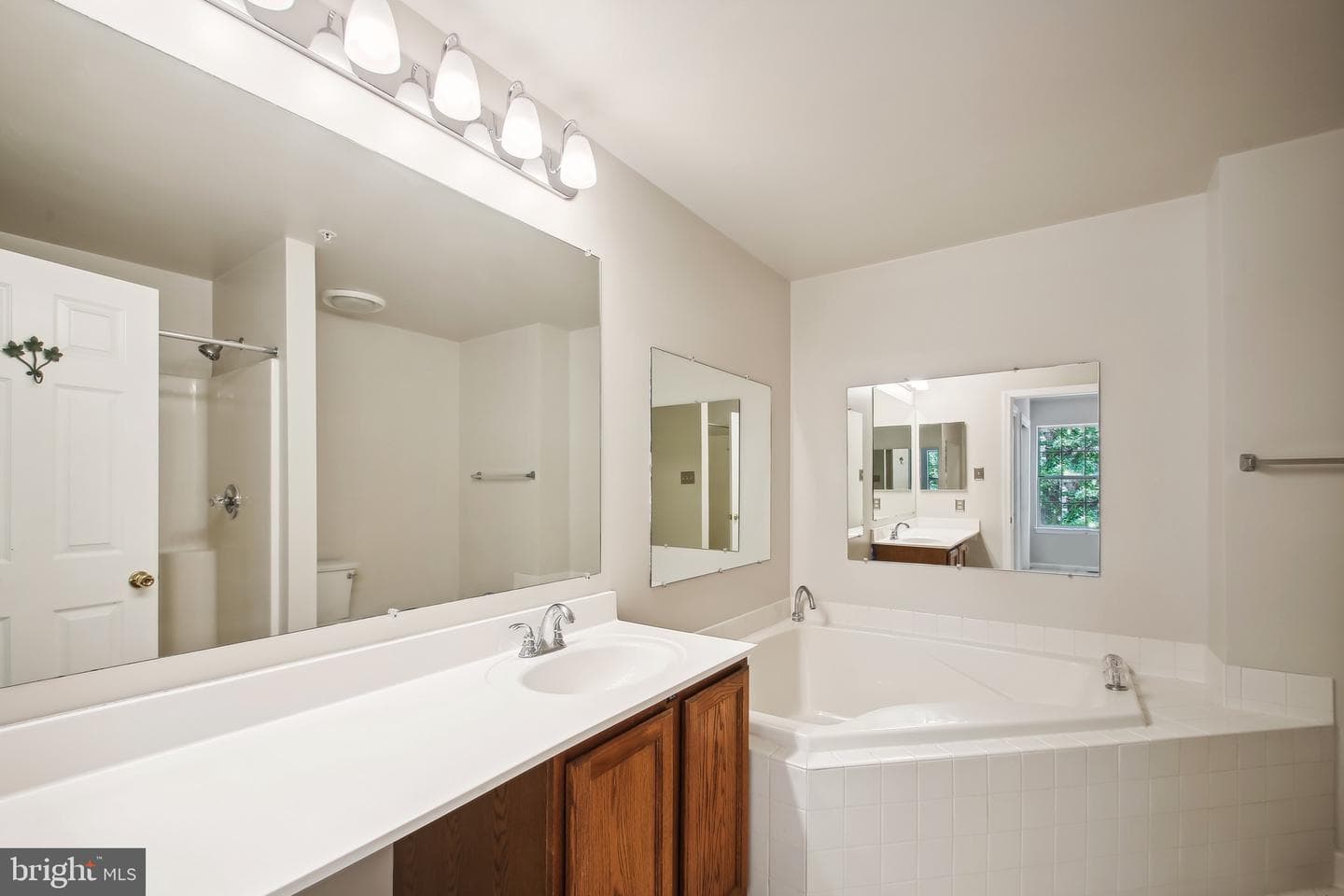 12204 Sleepy Horse Lane photo 31
