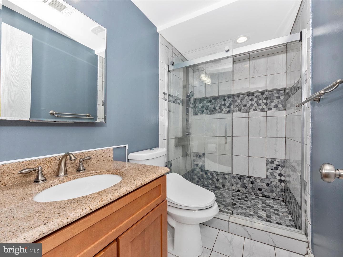 6028 Rock Glen Drive SE photo 37