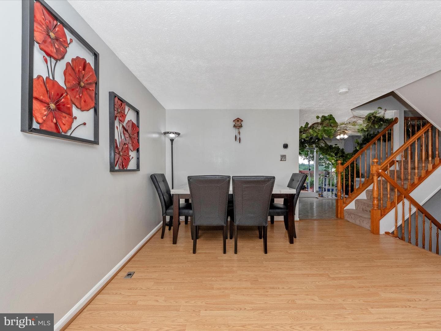 6028 Rock Glen Drive SE photo 9