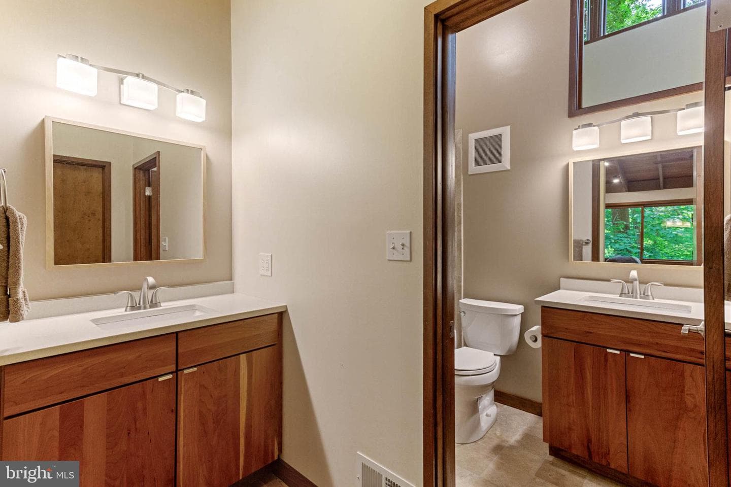 10386 Green Mountain Circle photo 27