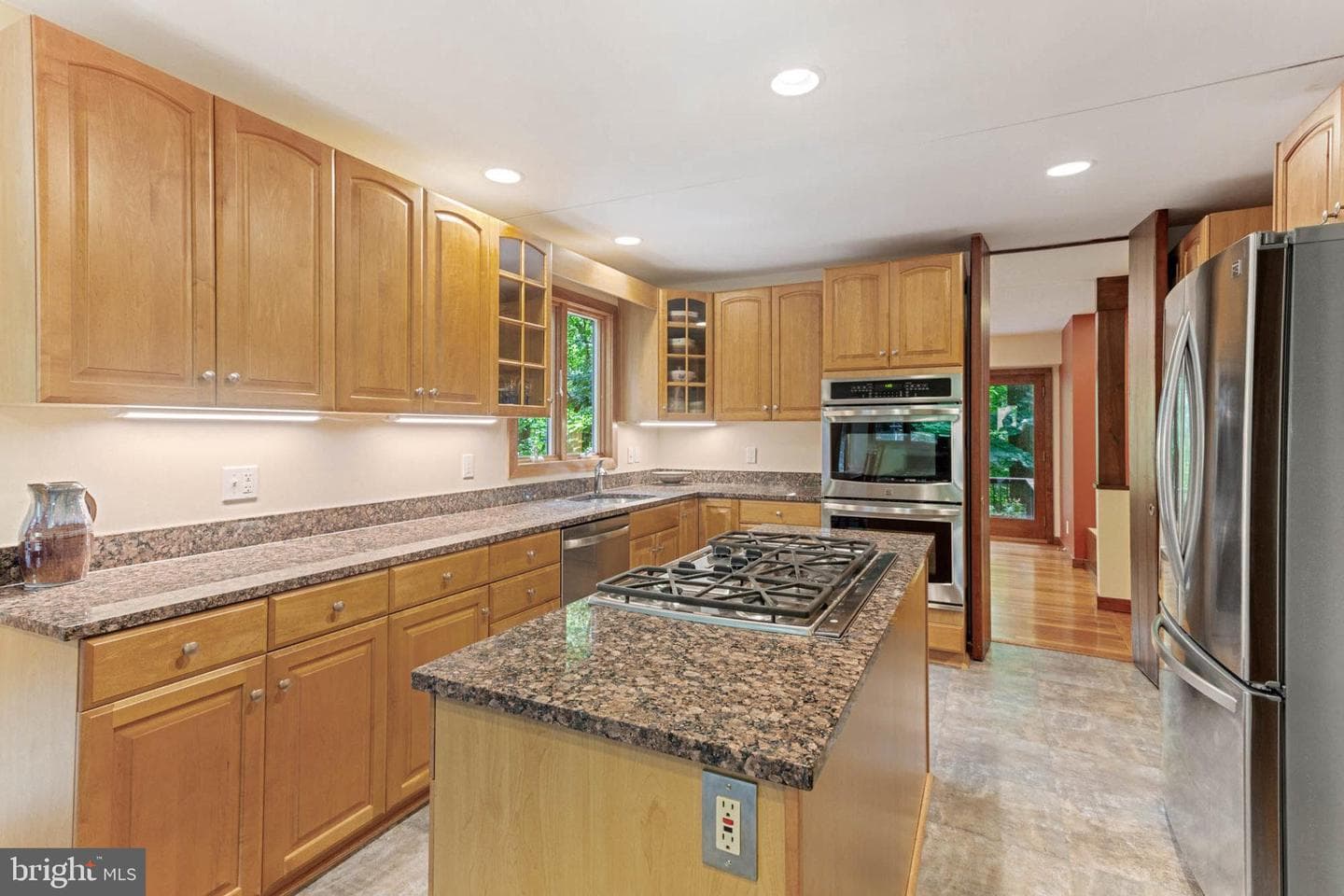 10386 Green Mountain Circle photo 3