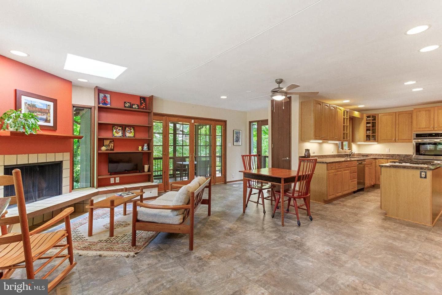 10386 Green Mountain Circle photo 6