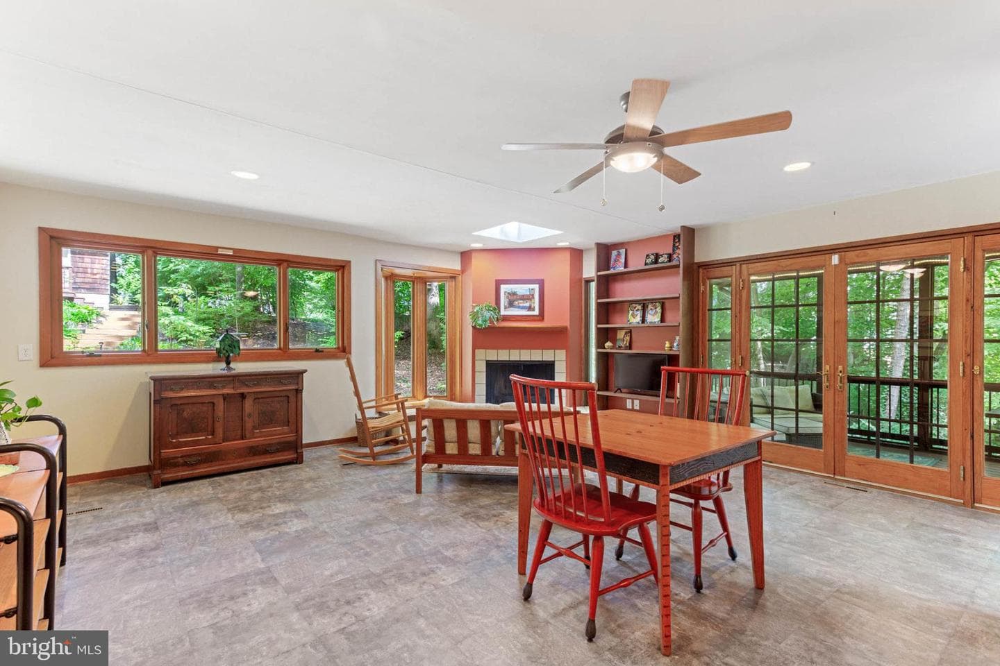 10386 Green Mountain Circle photo 7