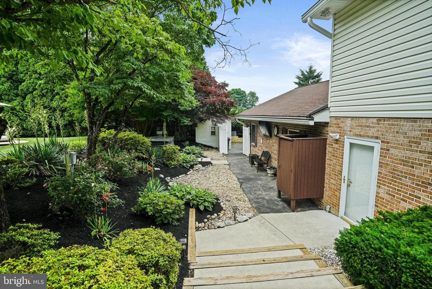 6545 Mink Hollow Road photo 32