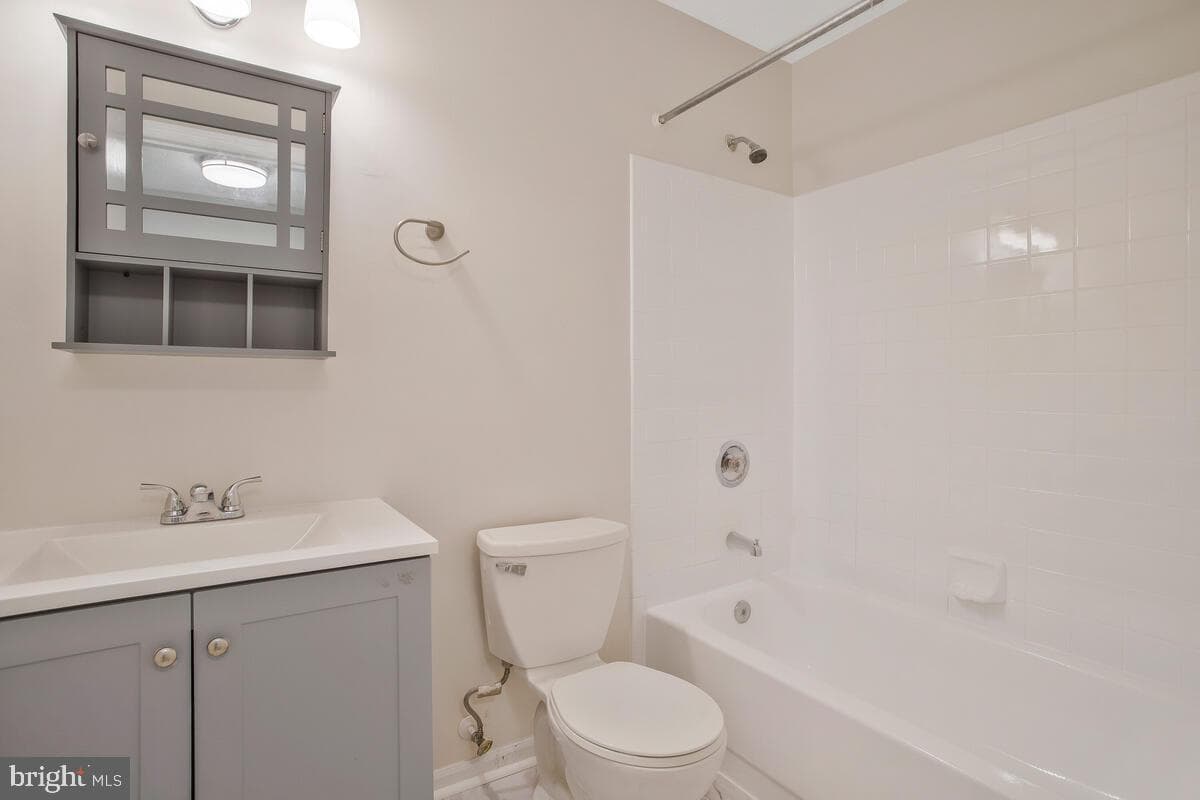 9540 Glen Ridge Drive photo 11