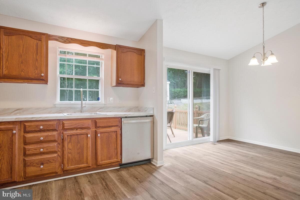 9540 Glen Ridge Drive photo 20
