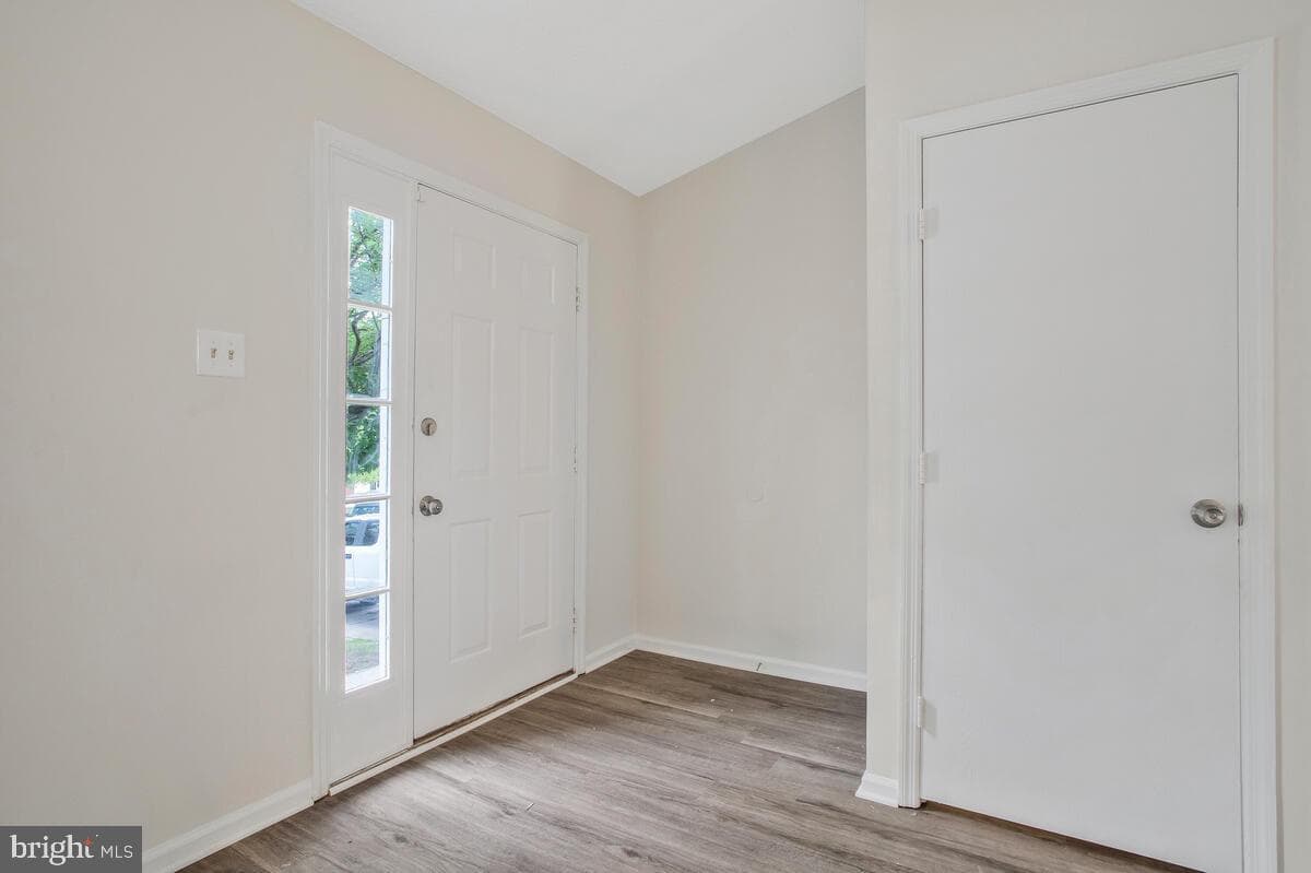 9540 Glen Ridge Drive photo 26