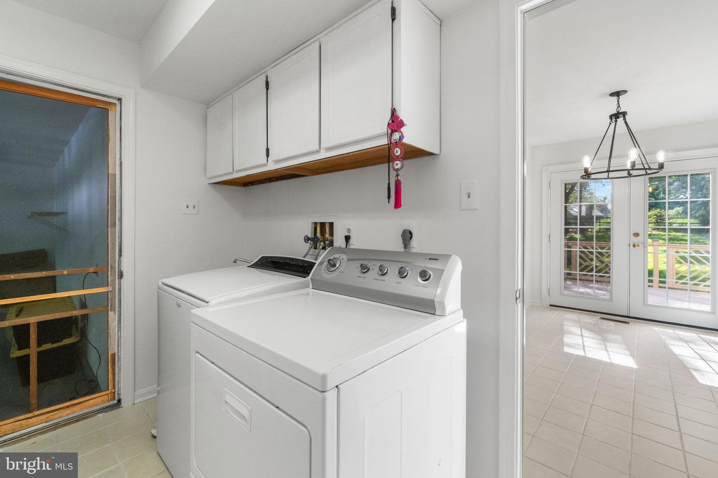 10224 New Forest Court photo 16