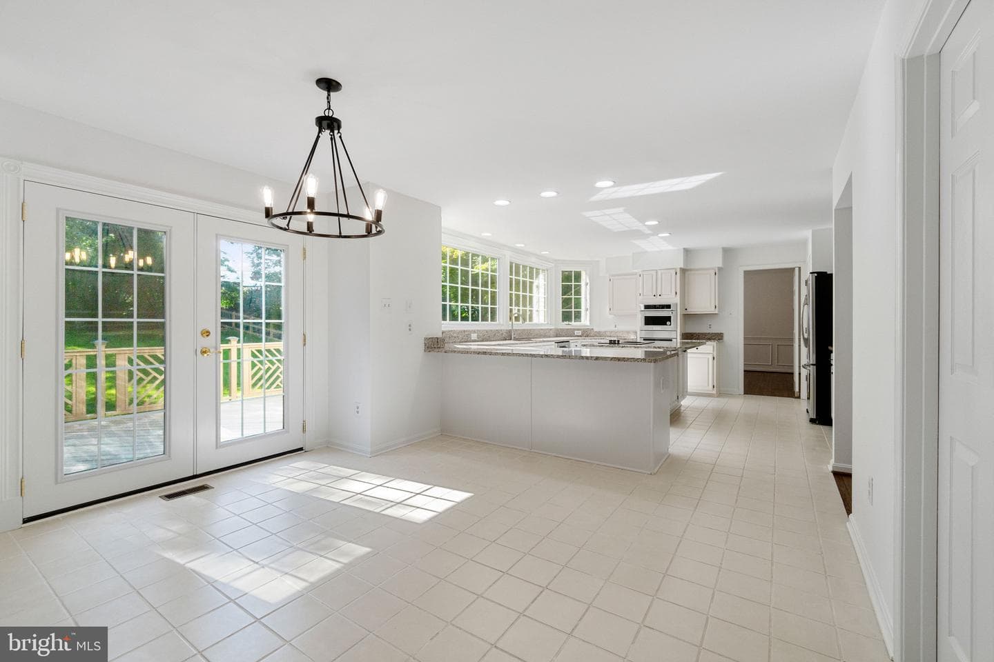 10224 New Forest Court photo 18