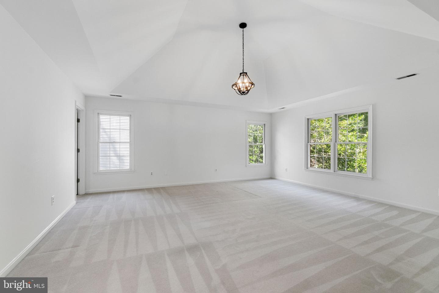 10224 New Forest Court photo 25