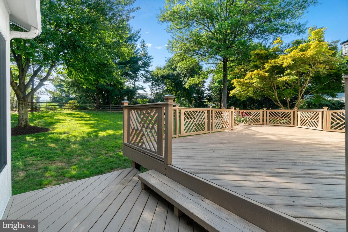 10224 New Forest Court photo 46