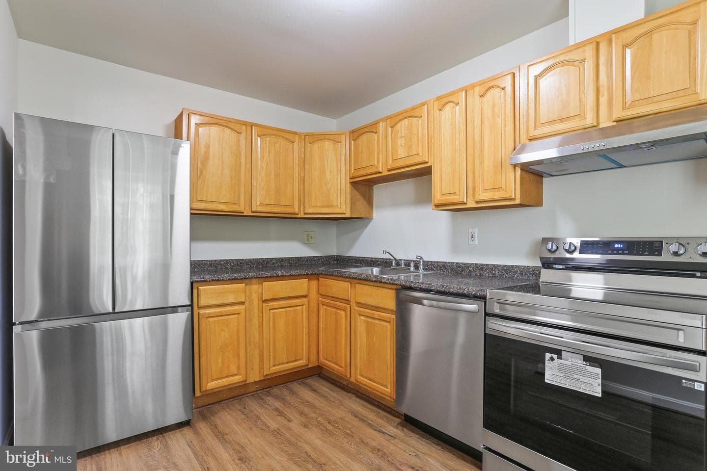 3602 Joycin Court #b photo 8