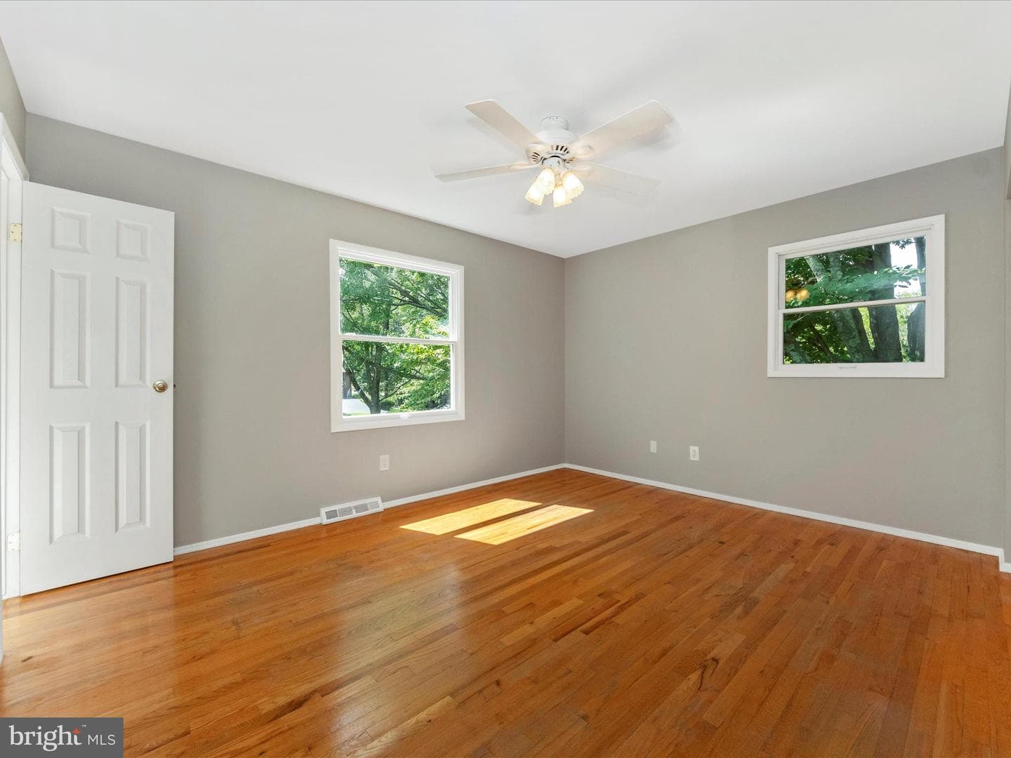 10751 Evening Wind Court photo 16