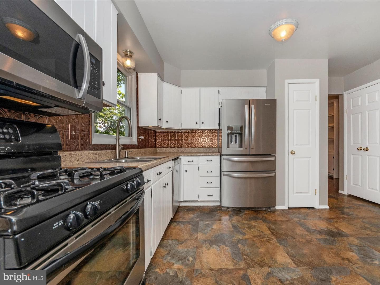 10751 Evening Wind Court photo 6
