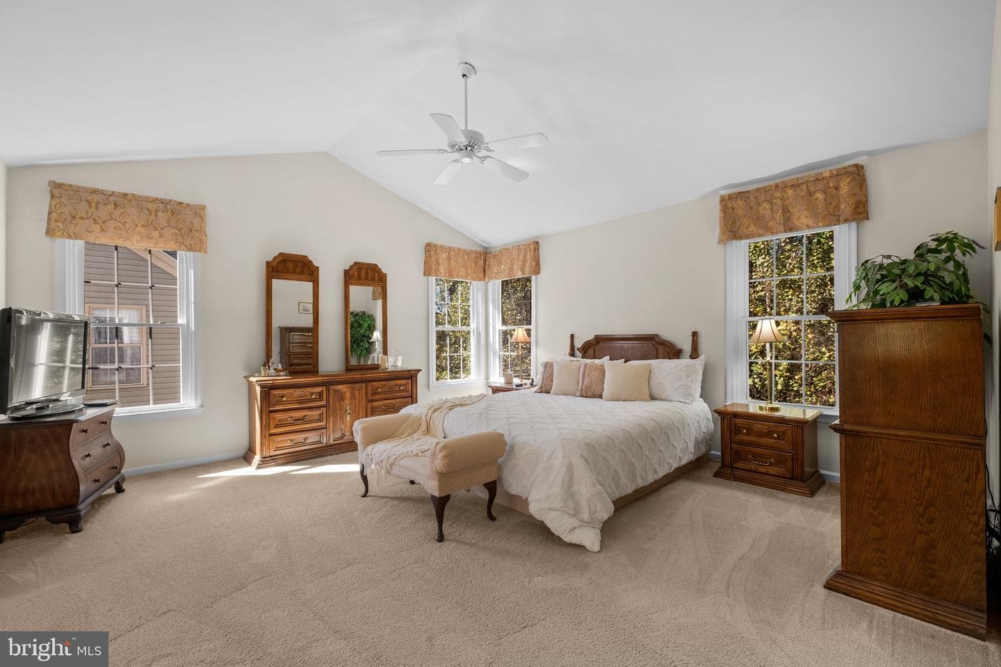 10310 Pimlico Place photo 32
