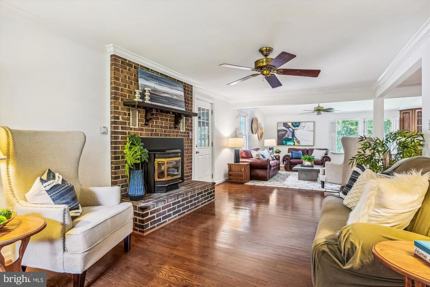 6911 Garland Lane photo 3