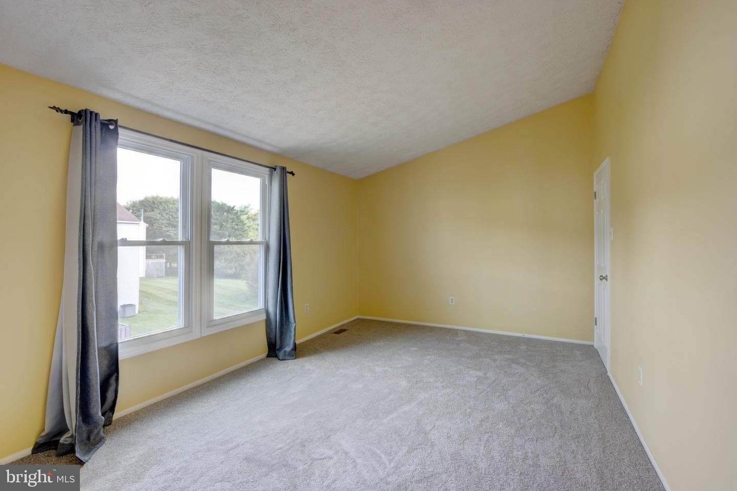 6413 Autumn Gold Court photo 16