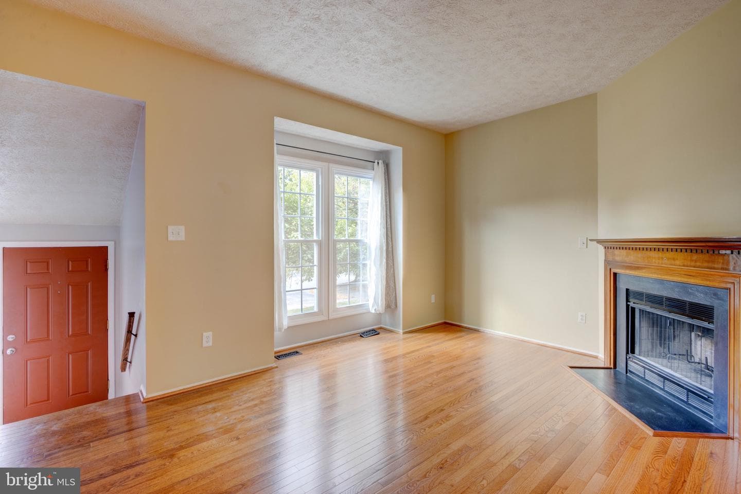 6413 Autumn Gold Court photo 6