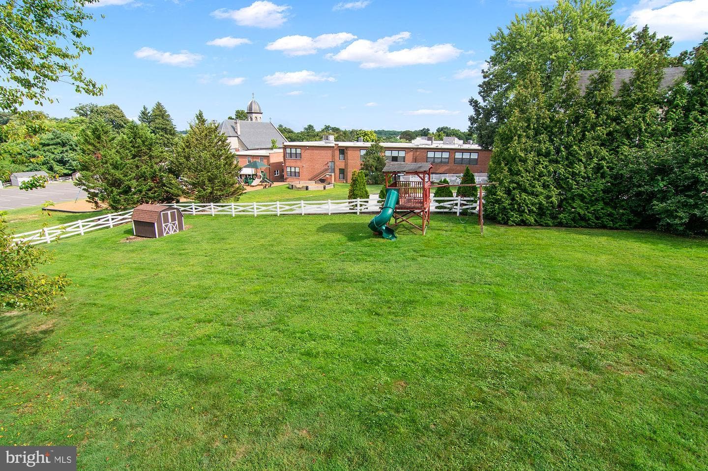5823 Augustine Avenue photo 35