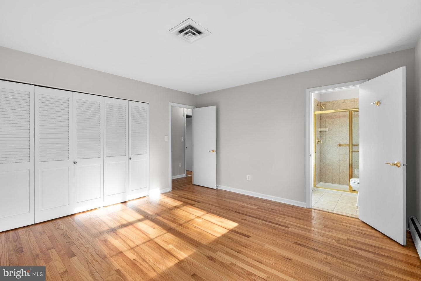 9824 Cypressmede Drive photo 19