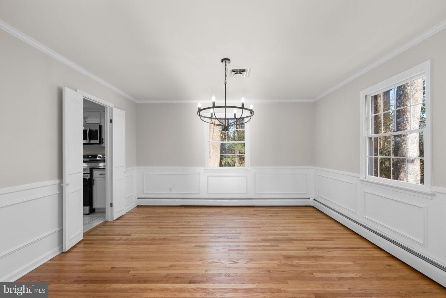 9824 Cypressmede Drive photo 8