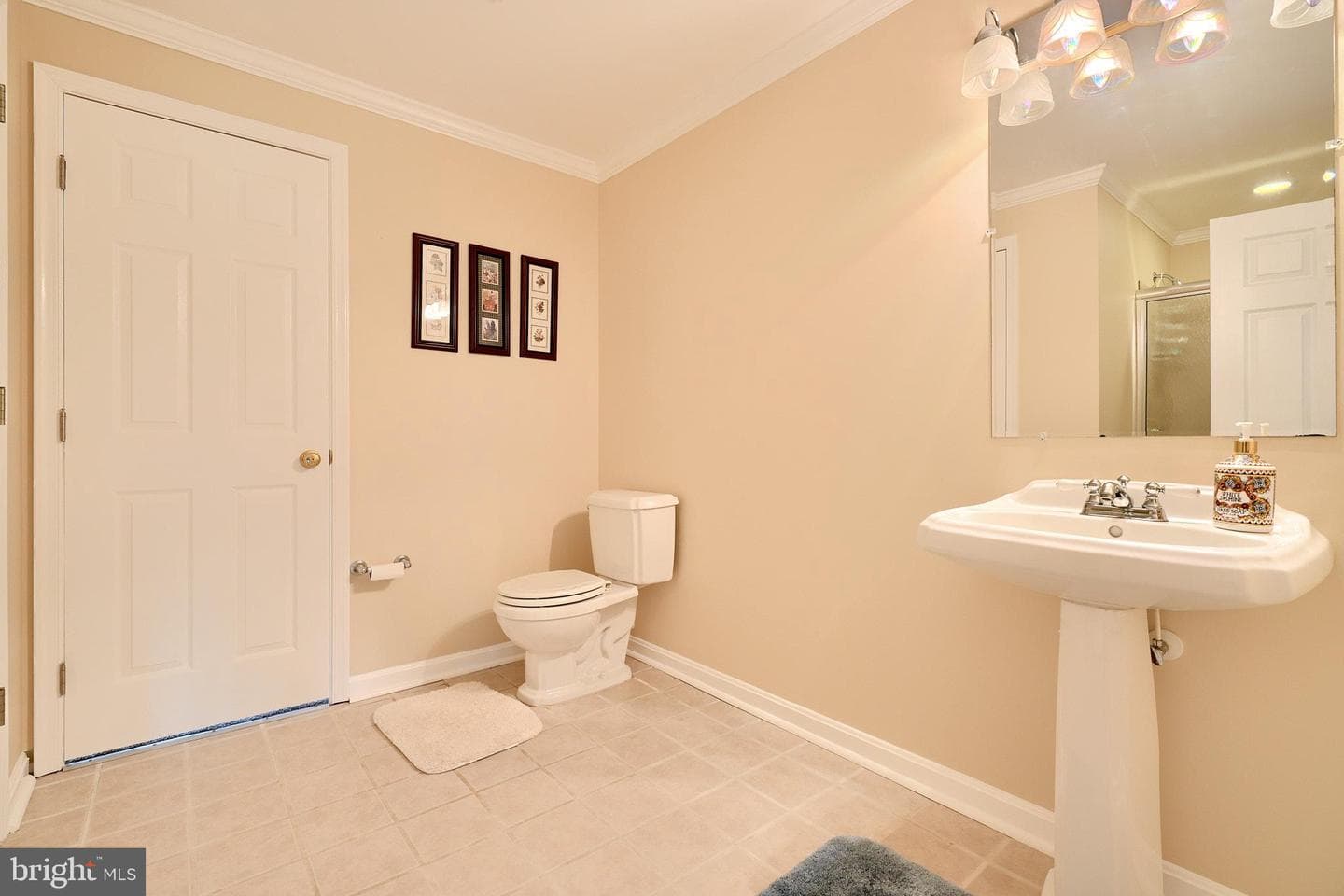 8313 Governor Kent Terrace photo 64