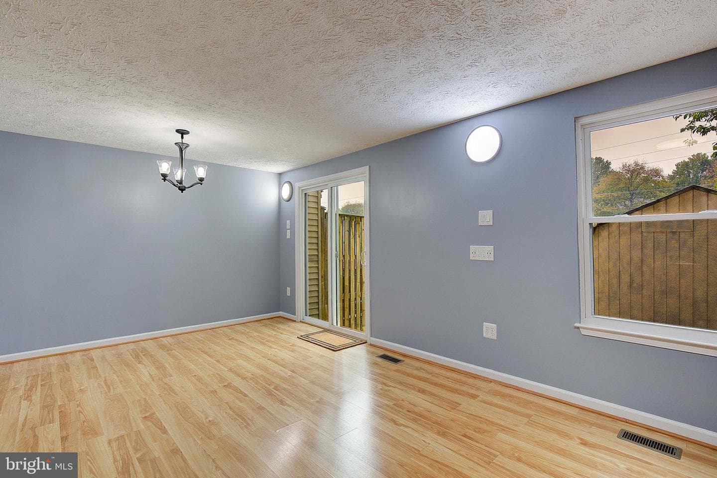 7520 Rain Flower Way photo 16