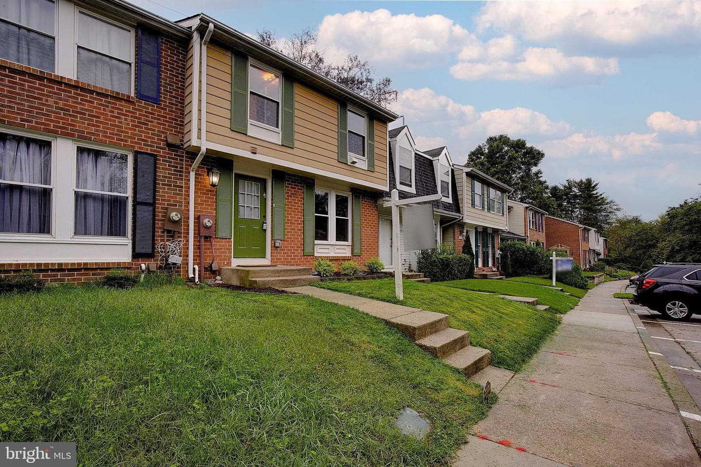 7520 Rain Flower Way photo 3