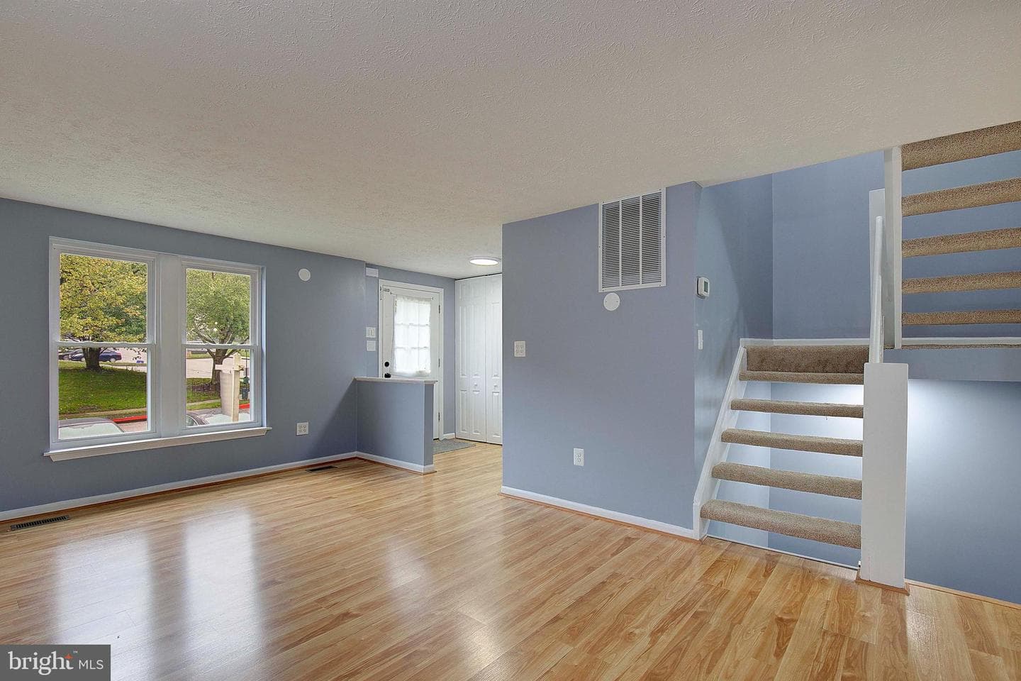 7520 Rain Flower Way photo 8
