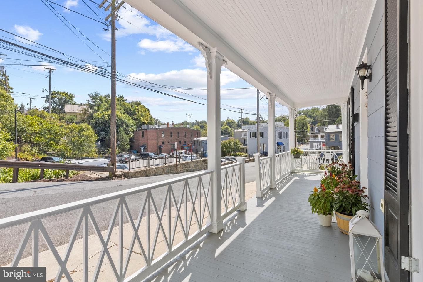 8386 Court Avenue photo 3