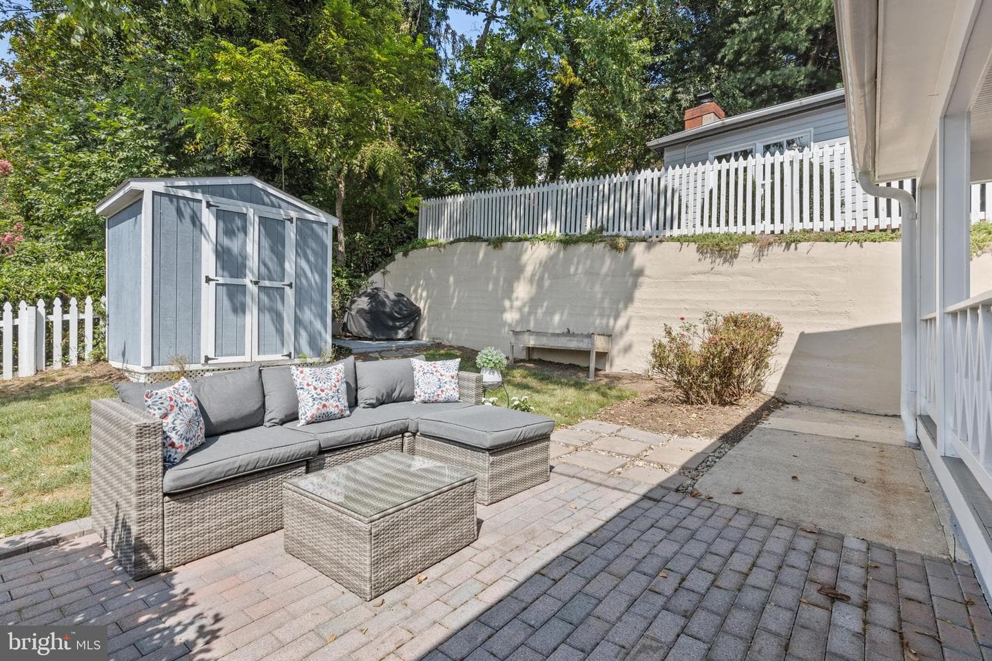 8386 Court Avenue photo 32