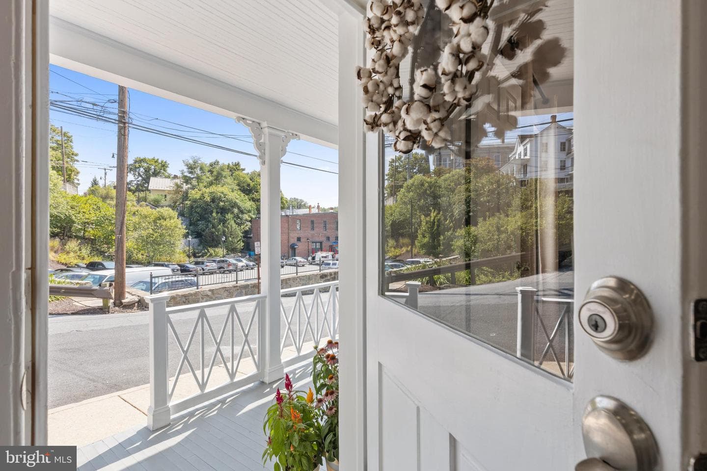 8386 Court Avenue photo 4