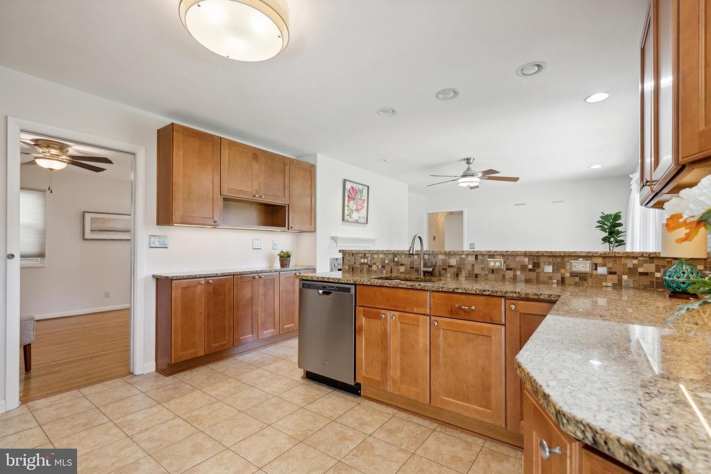 9409 Diamondback Drive photo 18