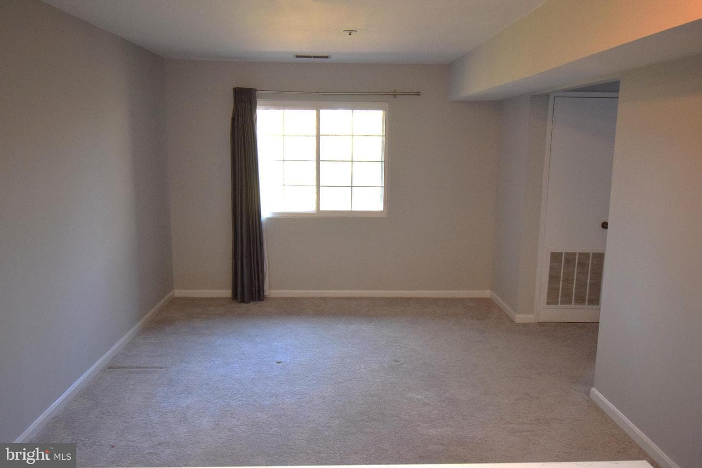 4924 Columbia Road #6 79 photo 4