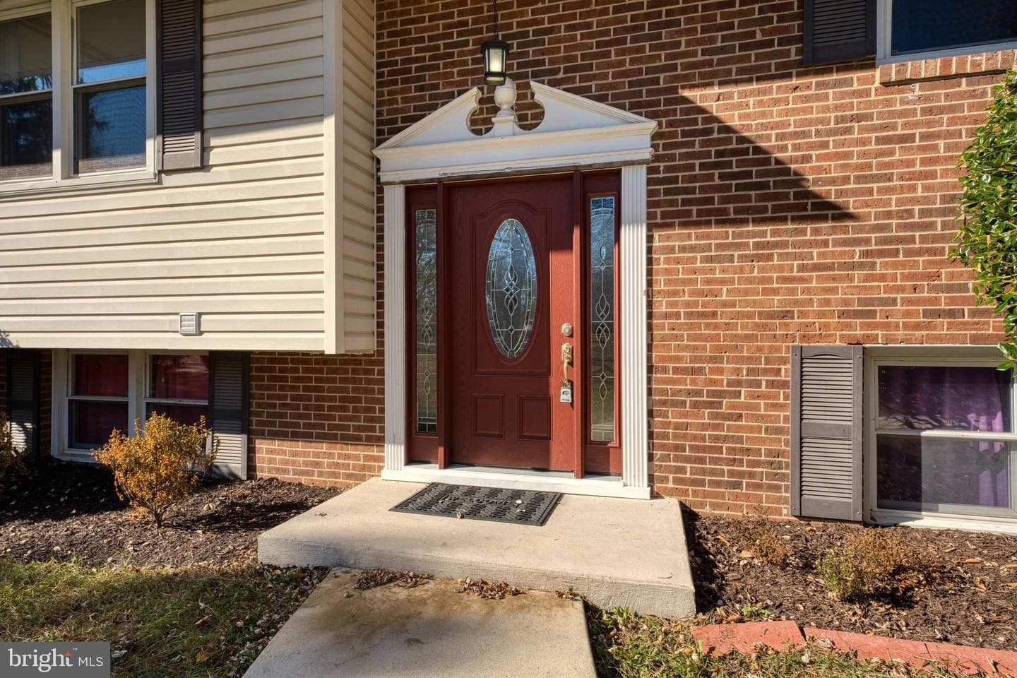 4614 Doncaster Drive photo 2