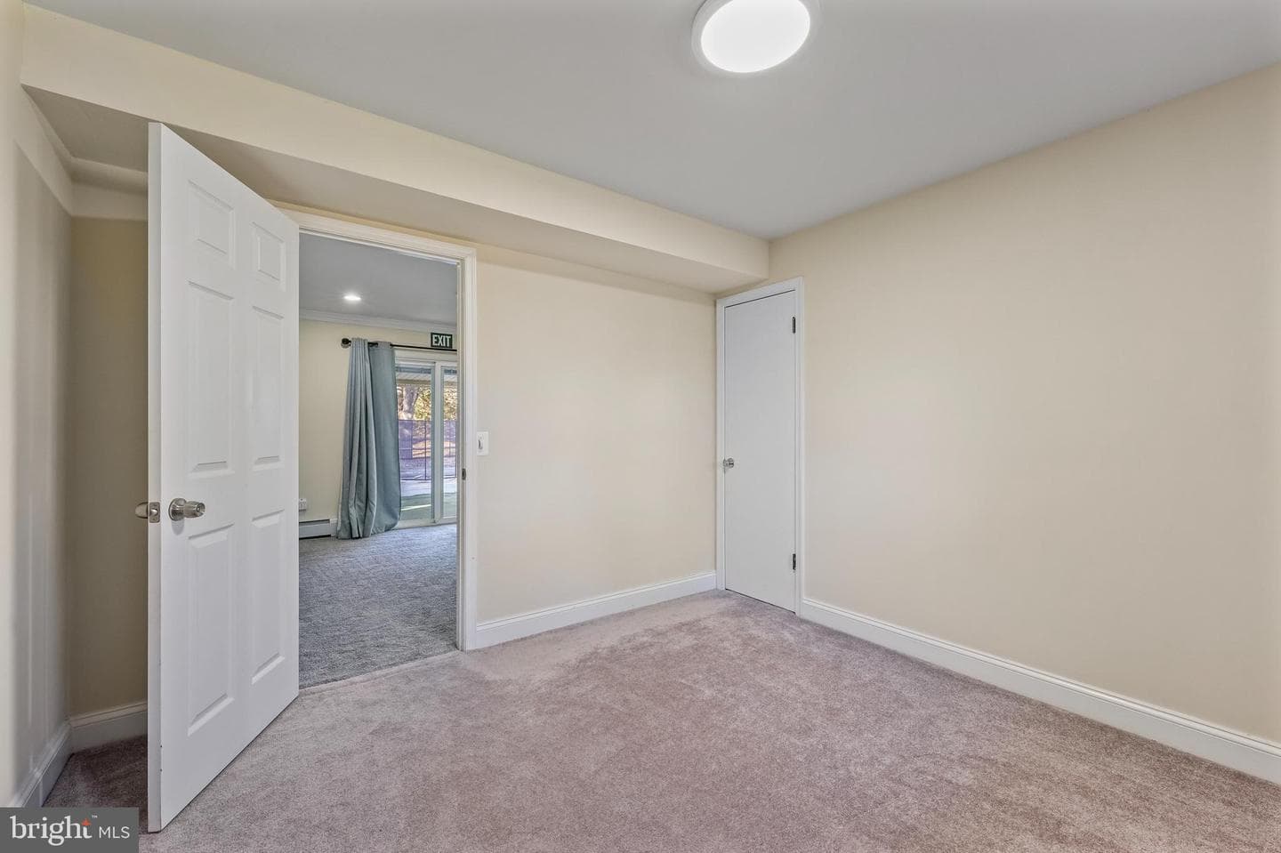 4614 Doncaster Drive photo 30