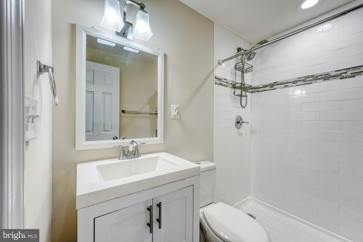 4614 Doncaster Drive photo 31
