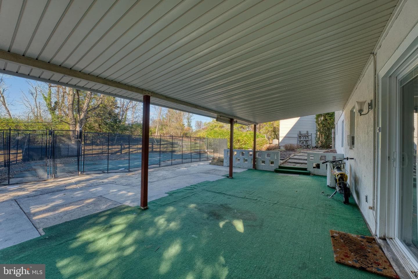 4614 Doncaster Drive photo 35