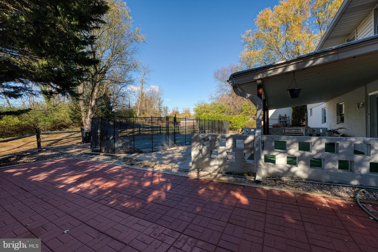 4614 Doncaster Drive photo 36