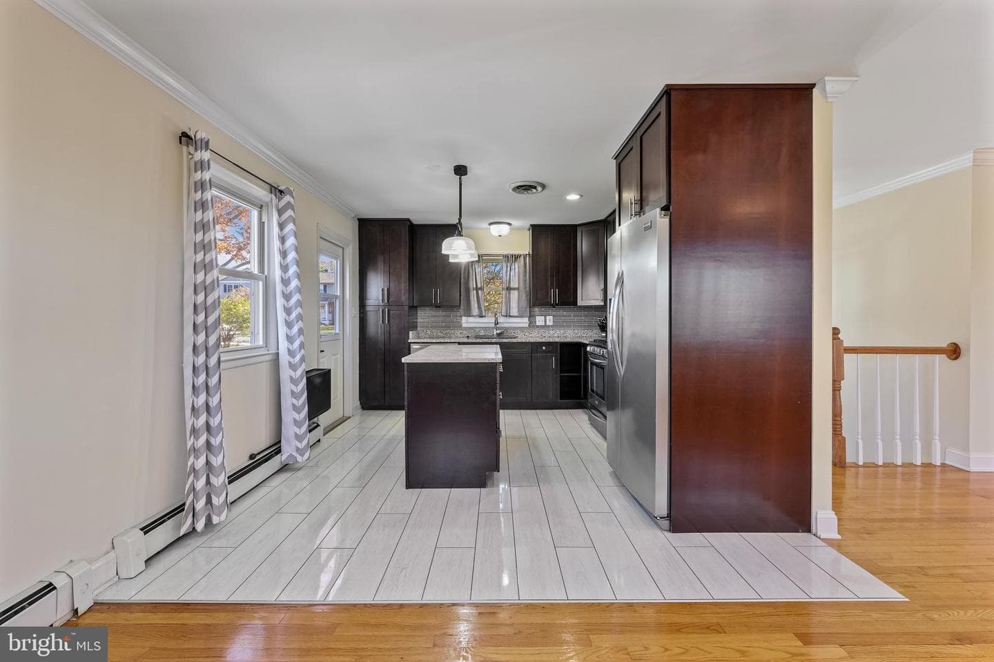 4614 Doncaster Drive photo 9